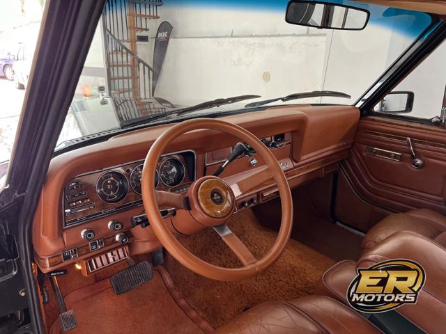 JEEP Wagoneer usata 34