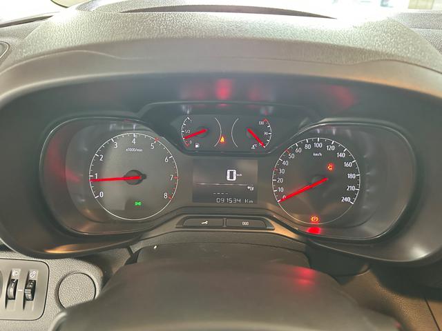 OPEL Combo usata, con Alzacristalli elettrici