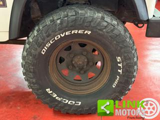 LAND ROVER Defender usata 19