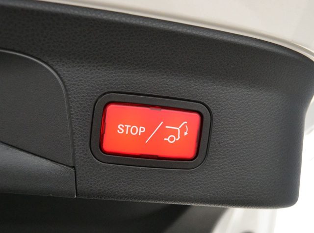 MERCEDES-BENZ GLC 200 usata, con Park Distance Control