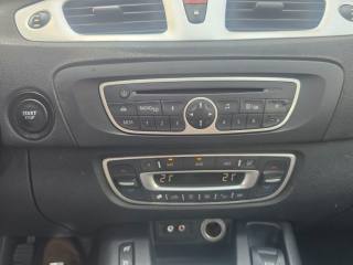 RENAULT Scenic usata 50