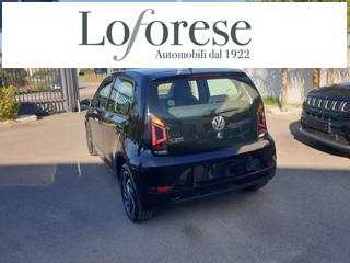 VOLKSWAGEN up! usata, con Autoradio
