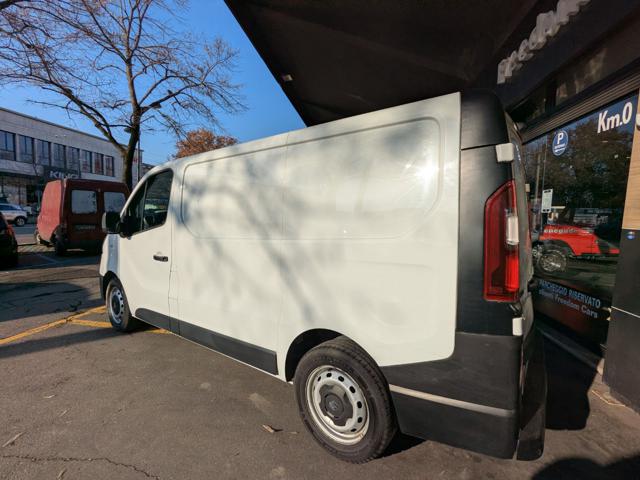 RENAULT Trafic usata, con Specchietti laterali elettrici