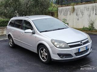 OPEL Astra usata, con Airbag