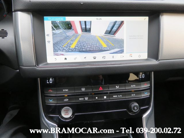 JAGUAR XF usata, con USB