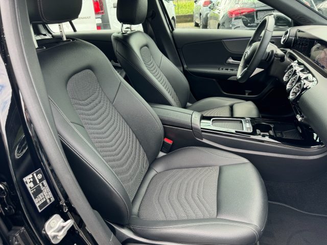 MERCEDES-BENZ A 180 usata, con Controllo automatico clima