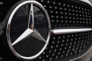 MERCEDES-BENZ CLA 200 usata, con Airbag testa