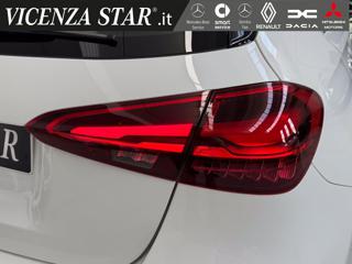 MERCEDES-BENZ A 180 usata, con Alzacristalli elettrici