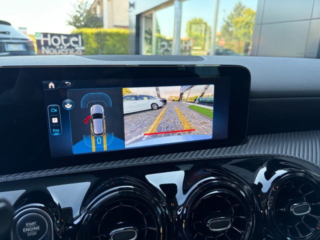 MERCEDES-BENZ A 180 usata, con Controllo automatico clima
