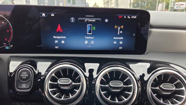 MERCEDES-BENZ A 180 usata, con Fari LED