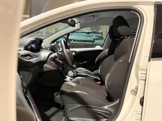 PEUGEOT 208 usata, con Boardcomputer