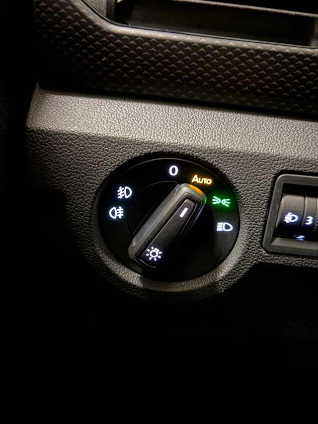 VOLKSWAGEN T-Cross usata, con Controllo trazione