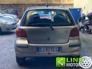 TOYOTA Yaris usata, con Chiusura centralizzata