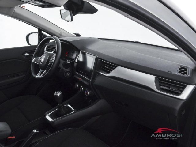 RENAULT Captur usata 11