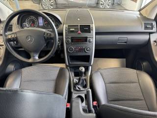 MERCEDES-BENZ A 150 usata, con Controllo automatico clima