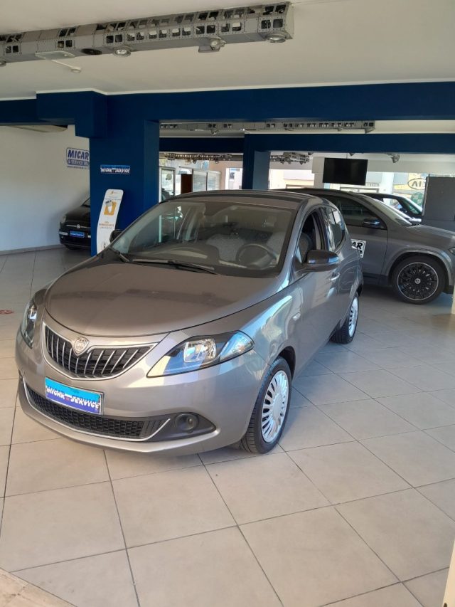 LANCIA Ypsilon usata, con Airbag