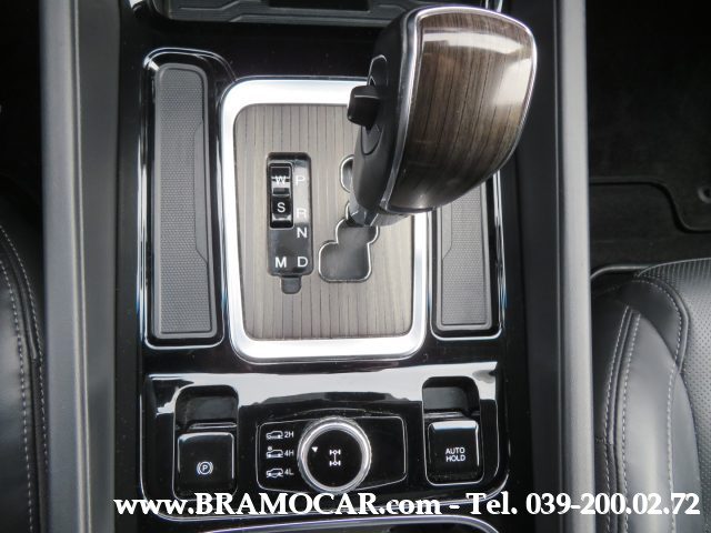 SSANGYONG REXTON usata, con Sistema di navigazione