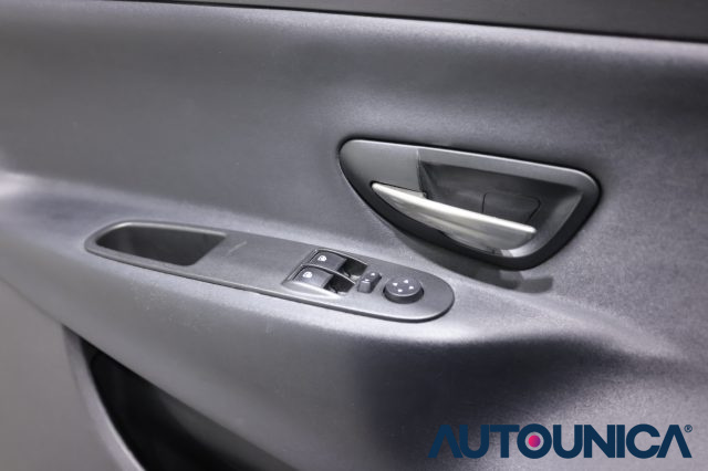 LANCIA Ypsilon usata 27