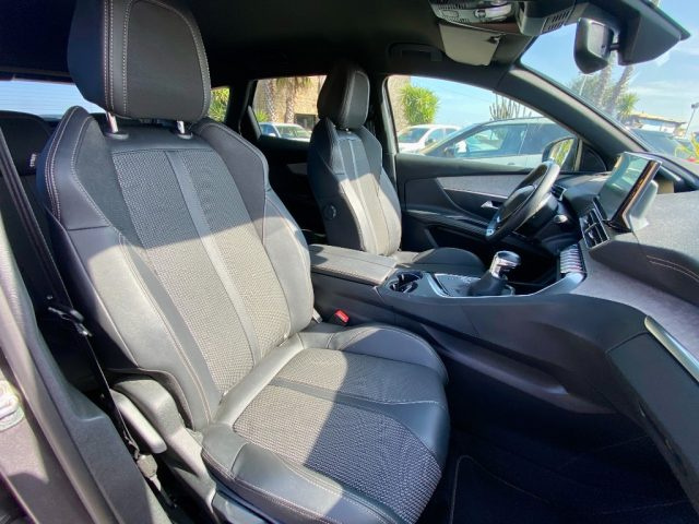 PEUGEOT 3008 usata, con Climatizzatore