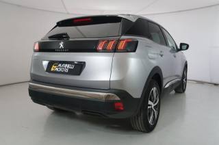 PEUGEOT 3008 usata, con Airbag