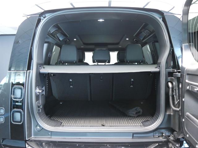 LAND ROVER Defender usata, con Autoradio
