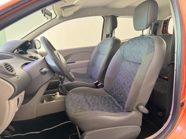 RENAULT Twingo usata 6