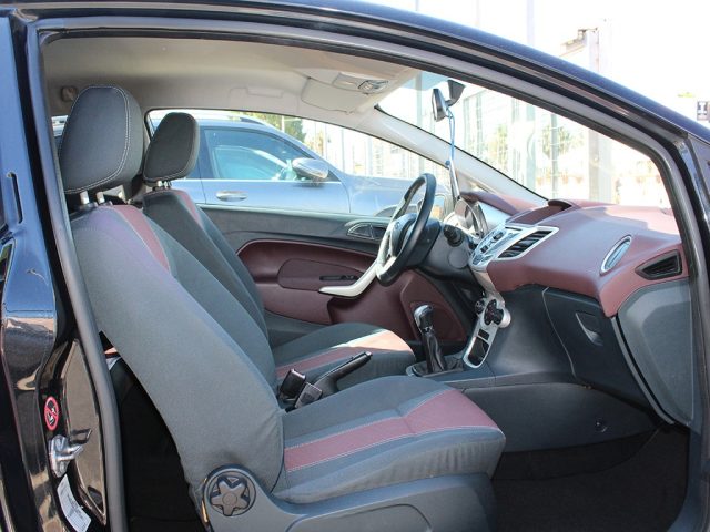 FORD Fiesta usata, con Cruise Control