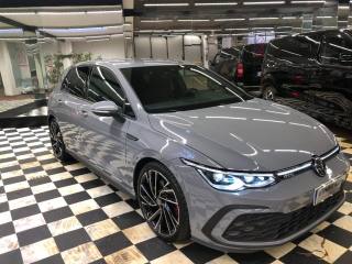VOLKSWAGEN Golf usata, con Airbag