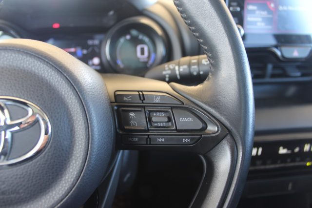 TOYOTA Yaris usata, con Airbag testa