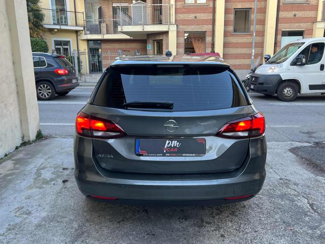 OPEL Astra usata, con Autoradio