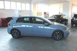 VOLKSWAGEN Golf usata, con Autoradio