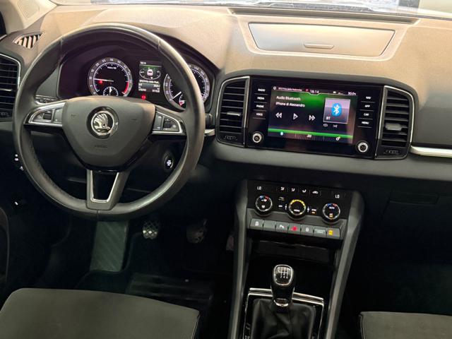 SKODA Karoq usata, con Sedile posteriore sdoppiato