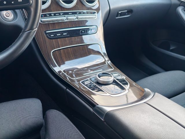 MERCEDES-BENZ C 200 usata, con Controllo automatico clima