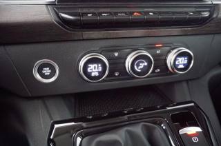 RENAULT Kangoo usata, con Touch screen