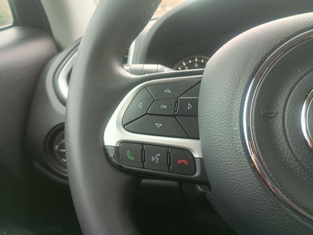 JEEP Renegade usata, con USB