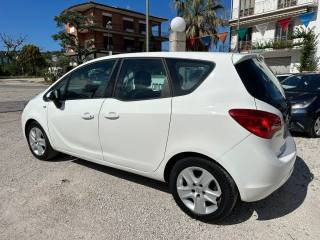 OPEL Meriva usata, con Autoradio