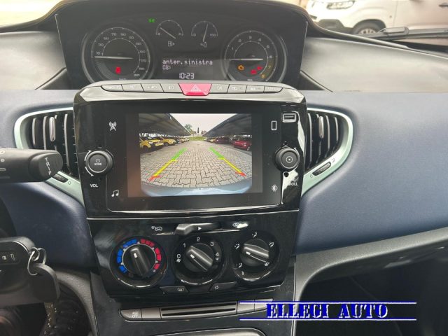 LANCIA Ypsilon usata, con Autoradio digitale