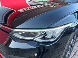 VOLKSWAGEN Golf usata, con Luci diurne LED