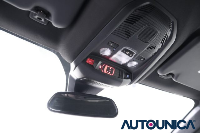 PEUGEOT 3008 usata, con Monitoraggio pressione pneumatici