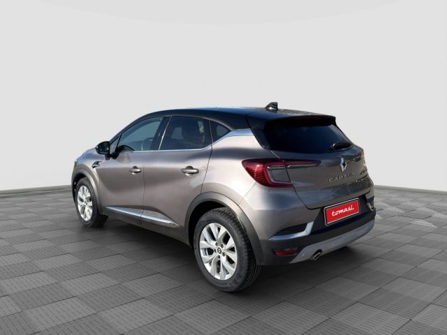 RENAULT Captur usata 2
