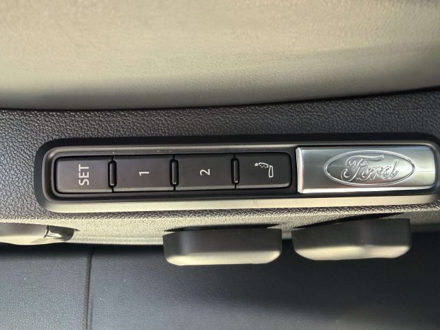 FORD Explorer usata, con Vivavoce