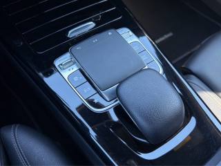 MERCEDES-BENZ A 180 usata, con Fari LED