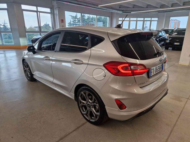 FORD Fiesta usata, con Autoradio
