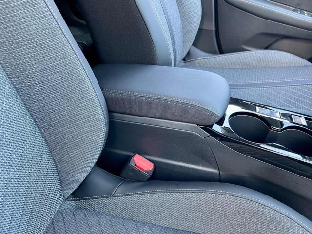 PEUGEOT 208 usata, con Autoradio digitale