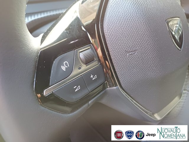 PEUGEOT 2008 usata, con Sedile posteriore sdoppiato