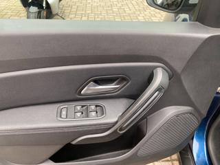 DACIA Duster usata, con Volante in pelle