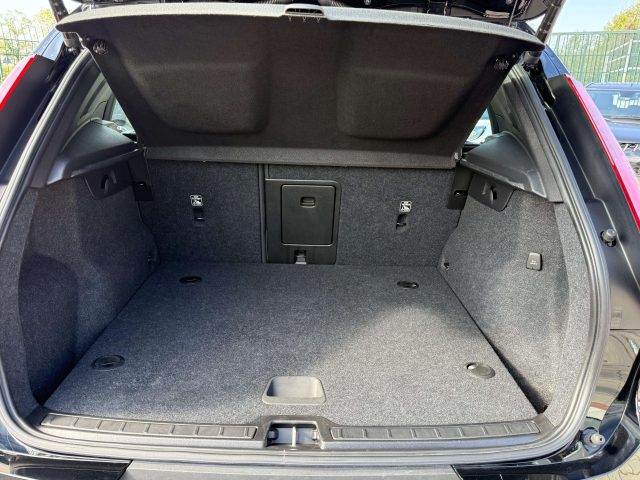 VOLVO XC40 usata, con Autoradio