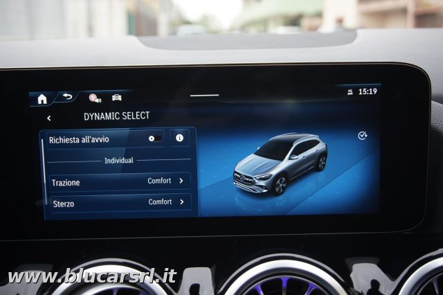 MERCEDES-BENZ GLA 200 usata 29