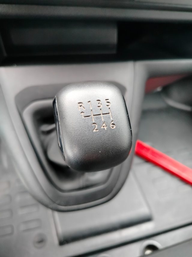 OPEL Vivaro usata, con Telecamera per parcheggio assistito