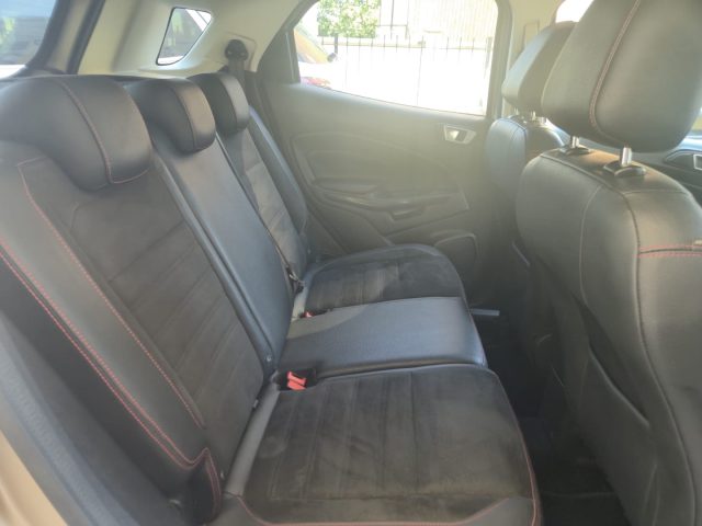 FORD EcoSport usata 12